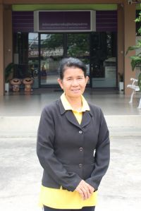 นางสมบัติ ท่าทราย
