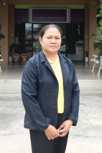 นางสาวอำพร  อยู่สำราญ